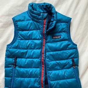 Patagonia kids -- down vest in blue - size XS